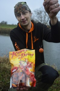 Rubby Dubby Boilies am Festblei brachten den Barbenerfolg. Foto: www.zebco-europe.com