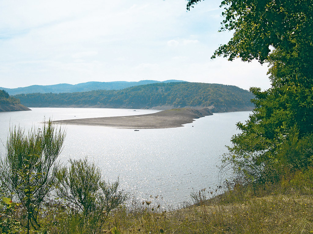 Niedrigwasser im Edersee. Foto: BLINKER/D. Schröder