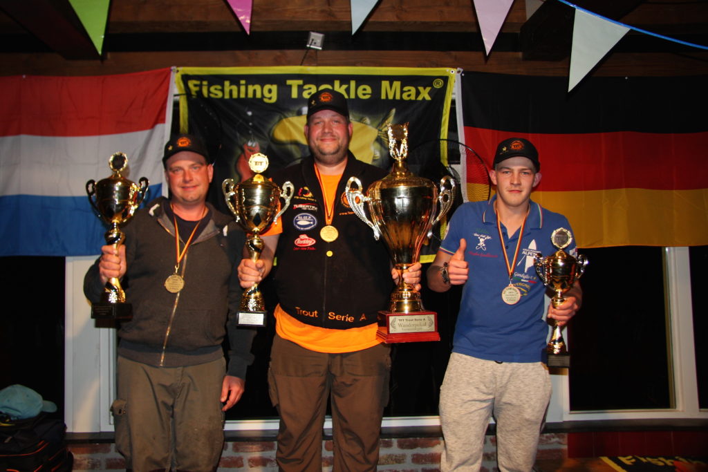 Die Sieger des diesjährigen Events: Matthias Holtmeyer auf dem 1. Platz, Benny Bongartz (links), Niklas Orthey (rechts) Foto: TFT