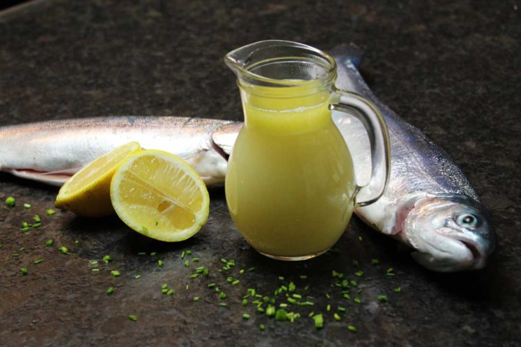 Frischer Fischfond eignet sich wunderbar als Grundlage für leckere Soßen und Fischsuppen. Foto: A. Auer