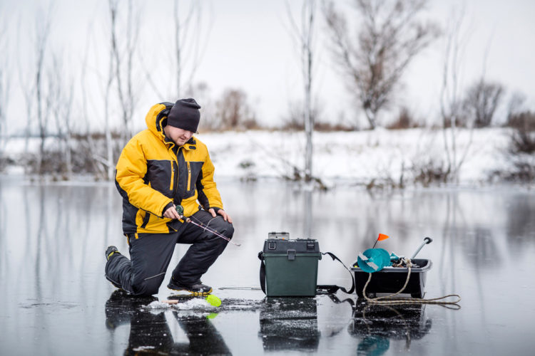 Wer beim Eisangeln einige Punkte beachtet, kann sehr erfolgreich sein. Foto: Fotolia