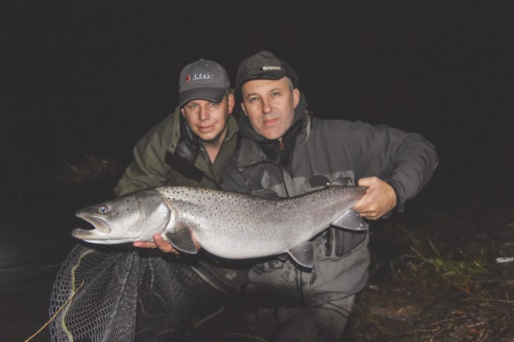 Das Spinnfischen auf Huchen ist eine echte Herausforderung – aber mit den richtigen Tipps und etwas Ausdauer könnt auch ihr ein kapitales Exemplar fangen! Foto: M. Schmidt / V. Ivanovic