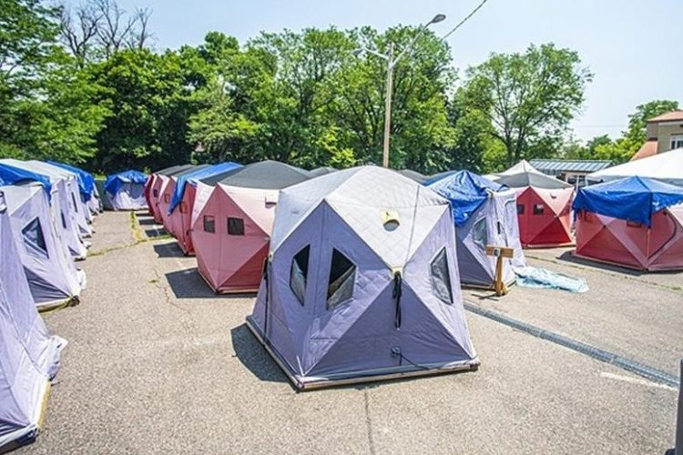 Eisangel-Zelte haben in Denver, Colorado, für viele Obdachlose das Leben leichter gemacht. Foto: Safe Outdoor Spaces