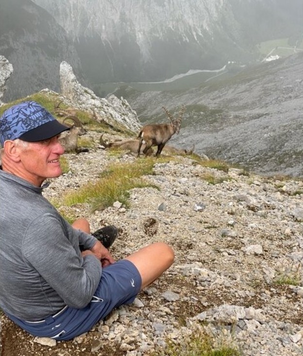 Gemeinsam mit dem ehemaligen Eishockey-Nationaltrainer Hans Zach können Sie eine Tour durch den Tiroler Karwendel unternehmen. Foto: H. Zach