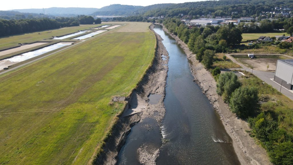 Die Ruhr ist fast leergelaufen. Foto: Fischereiverband NRW / Robin Illner