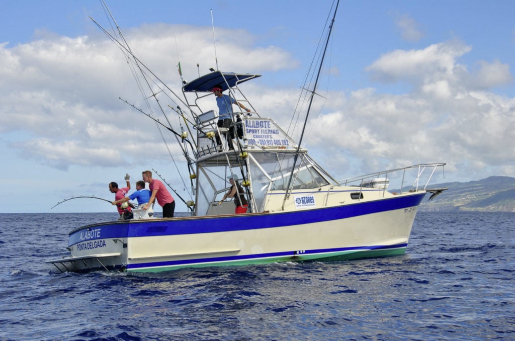 Big Game ist Teamwork zwischen Kapitän, Mate und Angler. Das zeigt sich spätestens, wenn ein Großfisch am Haken hängt. Foto: J. Furtado