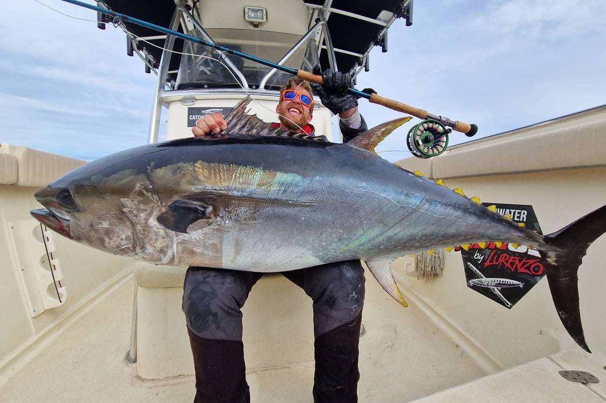 Über 60 Kilo: Angler fängt Thunfisch mit der Fliege - BLINKER