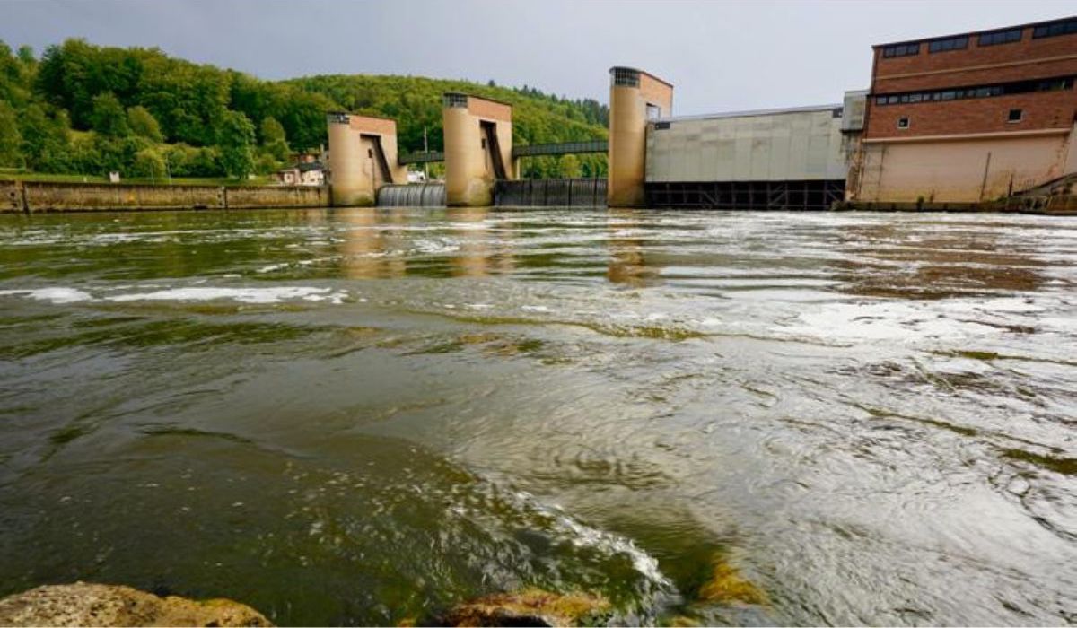 Schleuse im Neckar