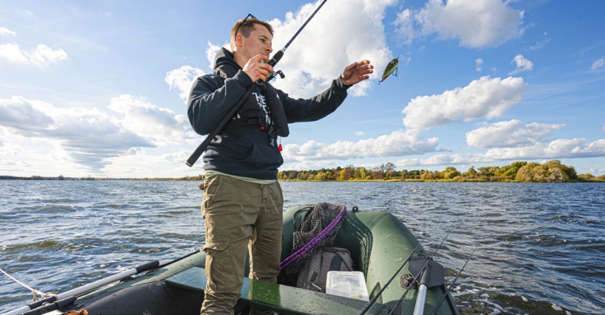 Spinnfischen mit Idiotenjerks vom Boot aus